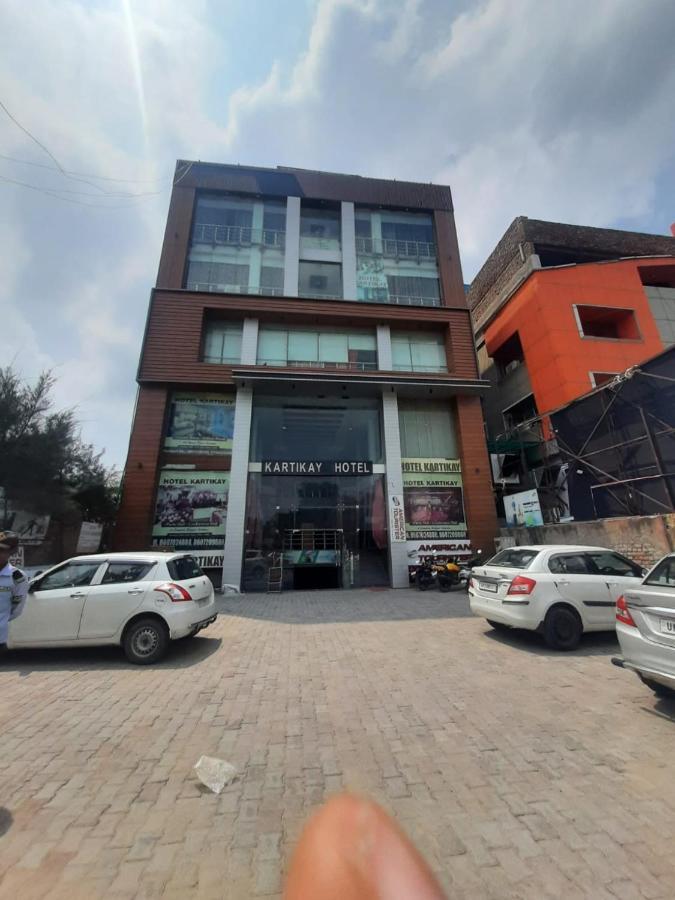 Kartikay Hotel Hisār Exterior foto